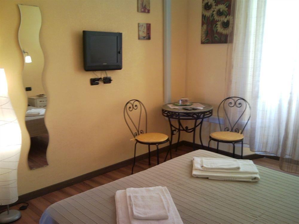 Blue Suite Vatican Guesthouse Roma Exterior foto